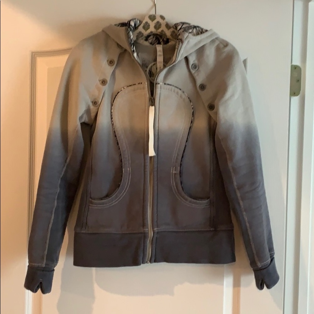 Cute special edition Lululemon scuba hoodie